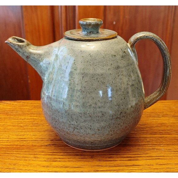 Studio Art Pottery Signed Teapot With Lid Glazed Hand Thrown Rustic Unique EC - Picture 1 of 6